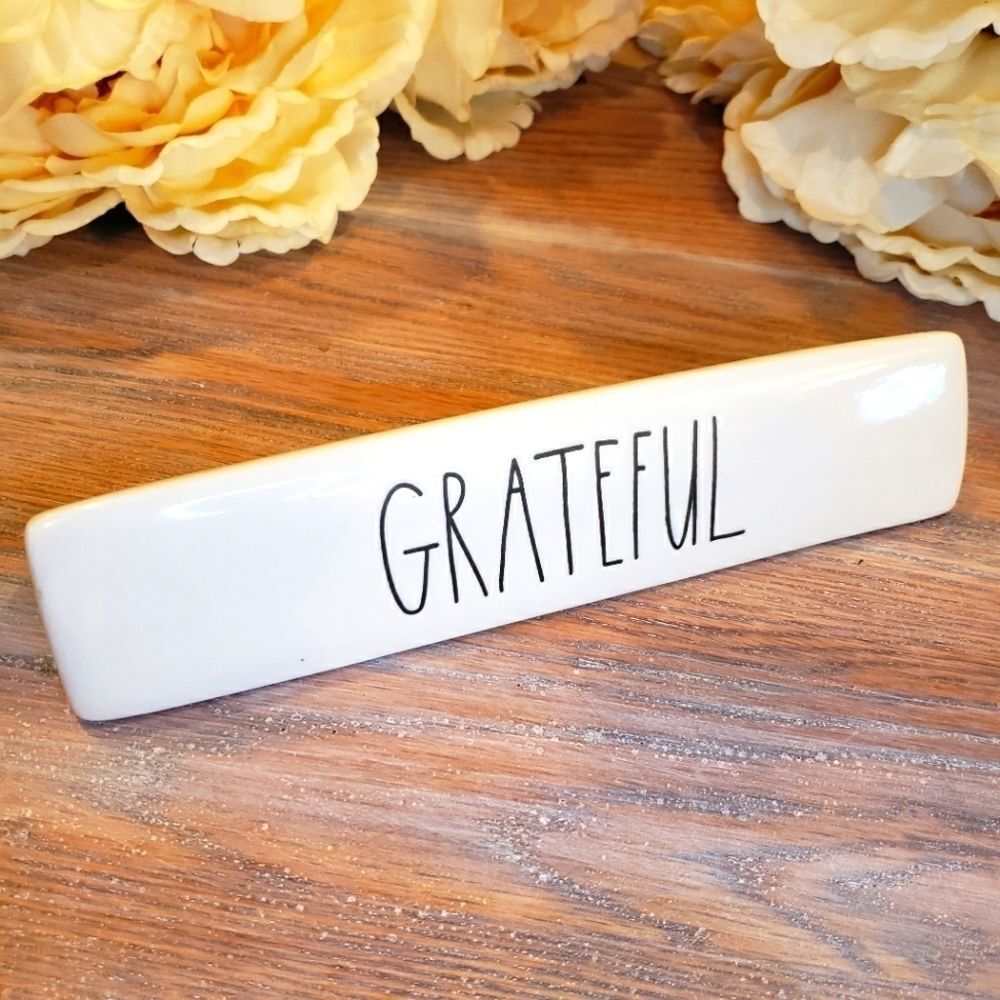 Rae Dunn 'Grateful' Desk Sign - Minimalistic White with Bold Black Lettering